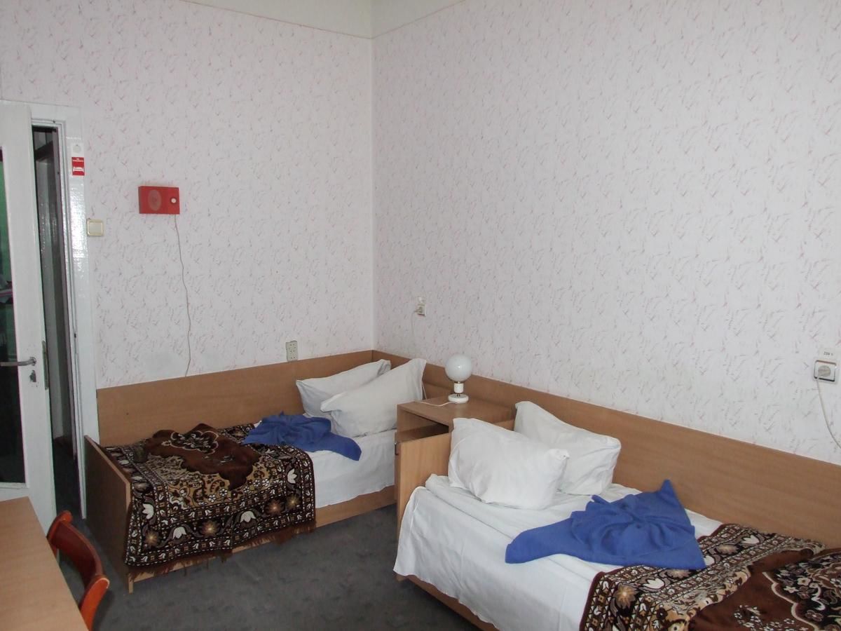 Курортные отели Sanatoriy Kristall Трускавец-23
