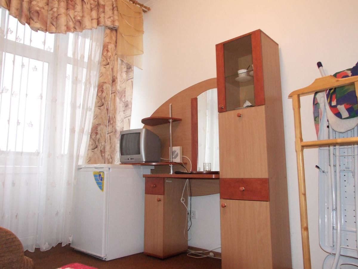 Курортные отели Sanatoriy Kristall Трускавец-29